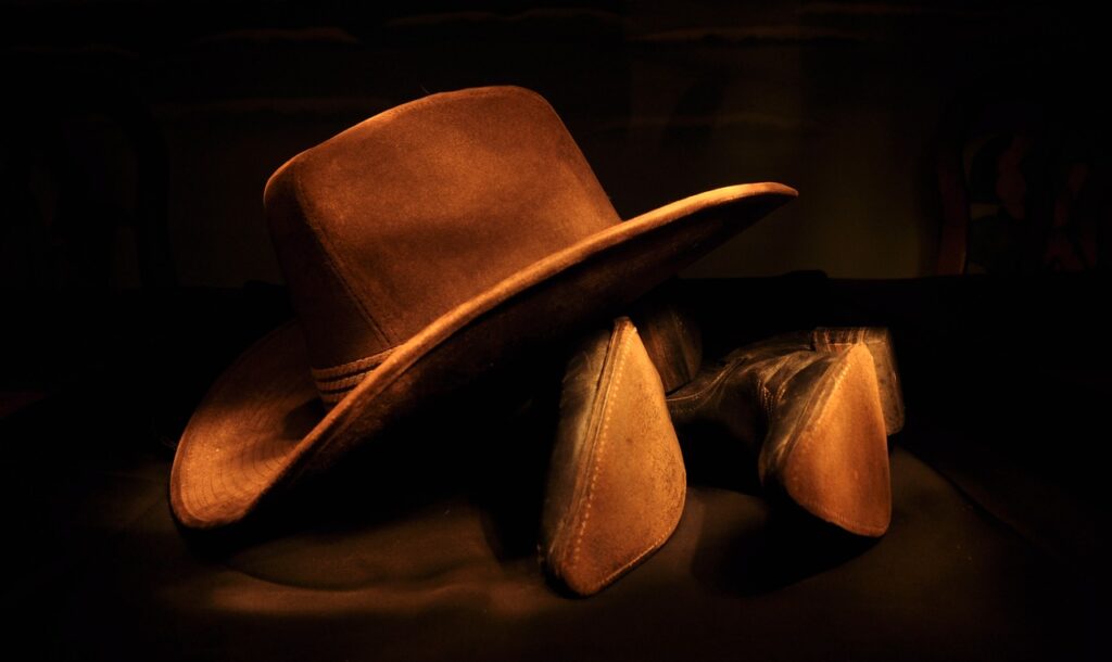 cowboy hat, cowboy boots, brown-1129348.jpg